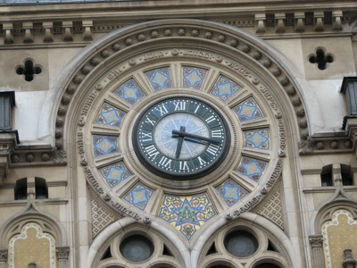 Uhr5